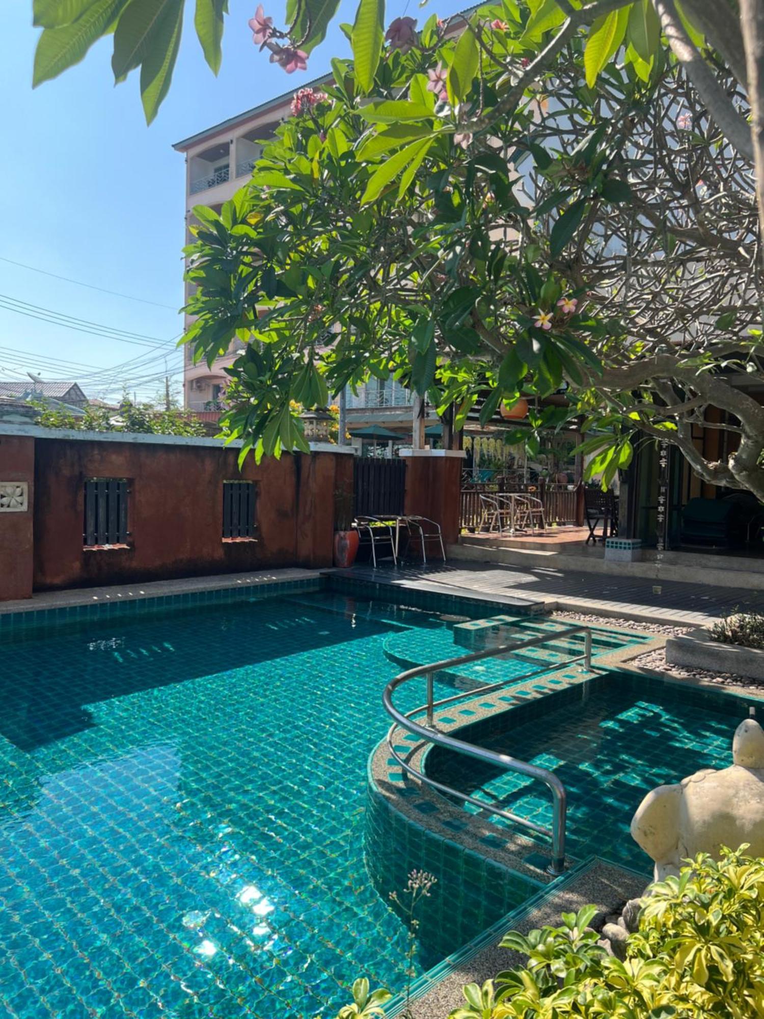 Hotel Pattara Mansion พัทยา Pattaya Exterior foto